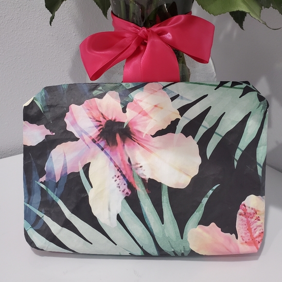 Aloha Collection Bag NWT - Picture 5 of 7